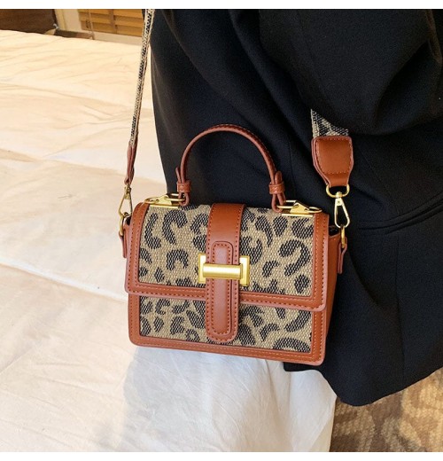 Leopard Print Crossbody Bag Leopard Print Crossbody Bag